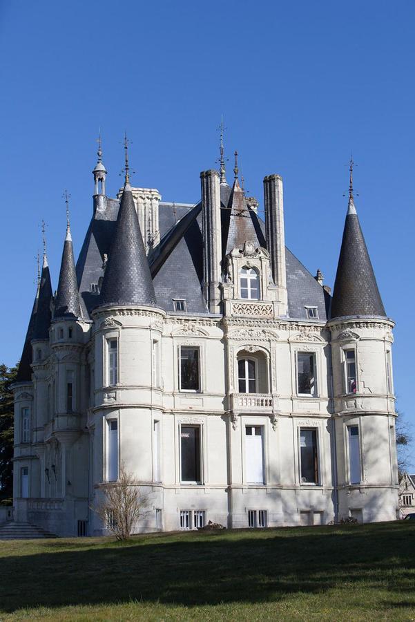Chateau Marieville Bonneuil-Matours Exterior photo